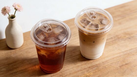 Disposable Custom Logo Printed Cold Coffee Cup  Plastic Cups with Sip Lids